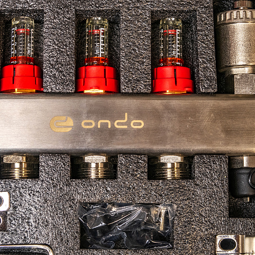 Коллекторная группа ONDO нерж сталь 7 вых. в сборе с автоматическим воздухоотводчиком, расходомерам